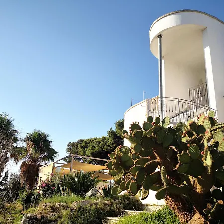 B&B Villa Gallipoli Alojamento de Acomodação e Pequeno-almoço *