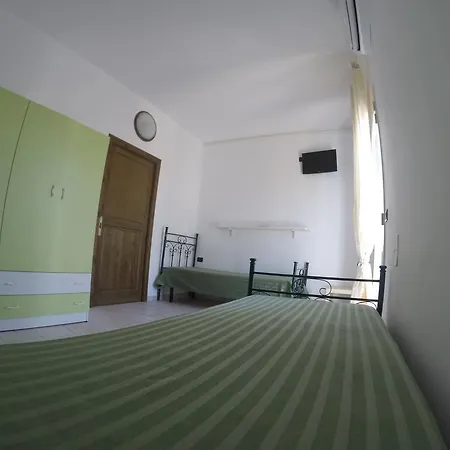 Alojamento de Acomodação e Pequeno-almoço B&B Villa Gallipoli