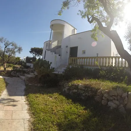 B&B Villa Gallipoli Alojamento de Acomodação e Pequeno-almoço *